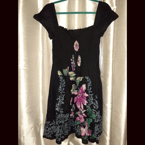 2/20 🌸Floral Print Cap Sleeve Dress - Picture 2 of 4